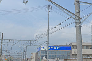 喜多山駅構内の架線